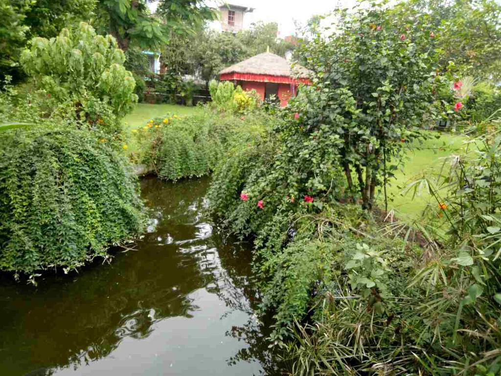 Shangri-La Village Resort, Pokhara Exterior foto